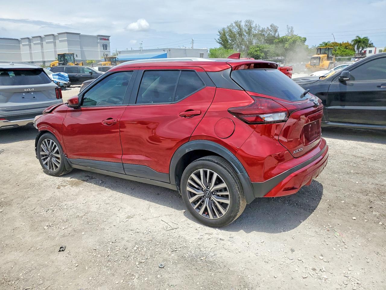 2022 NISSAN KICKS