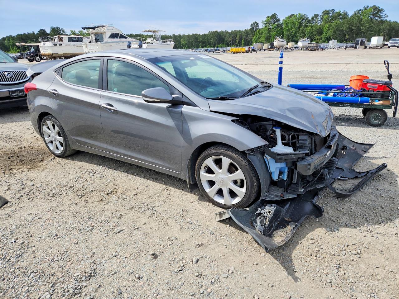 2013 HYUNDAI ELANTRA