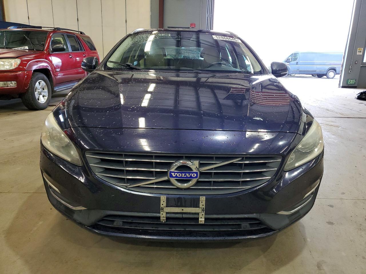 2016 VOLVO V60