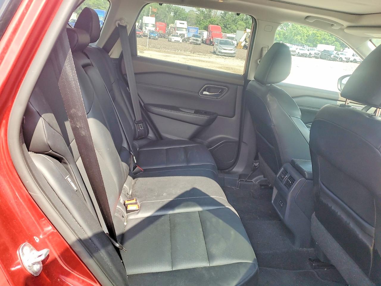 2021 NISSAN ROGUE
