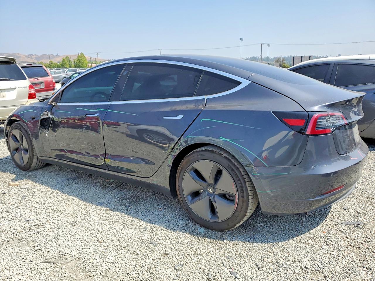2018 TESLA MODEL 3