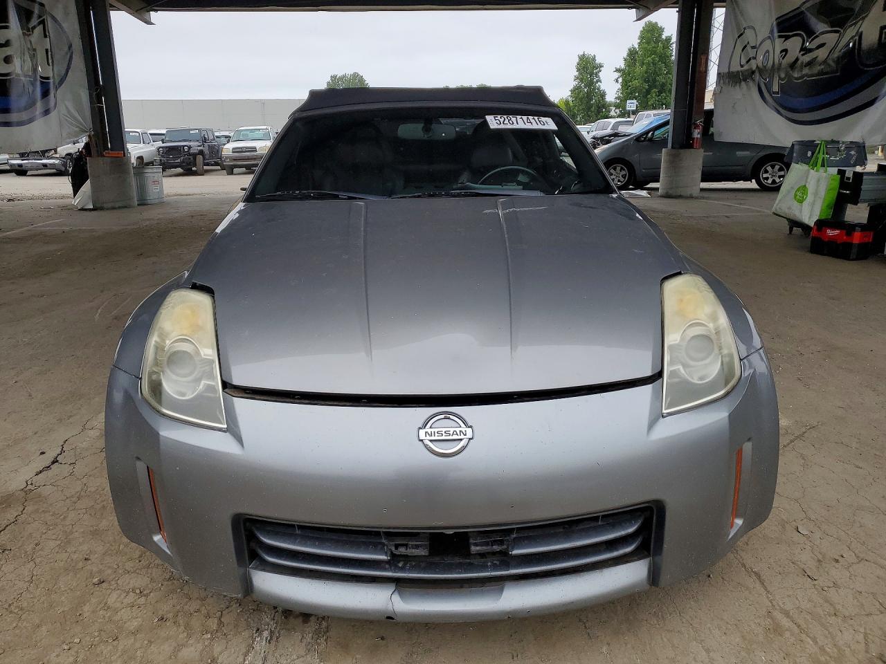 2006 NISSAN 350Z