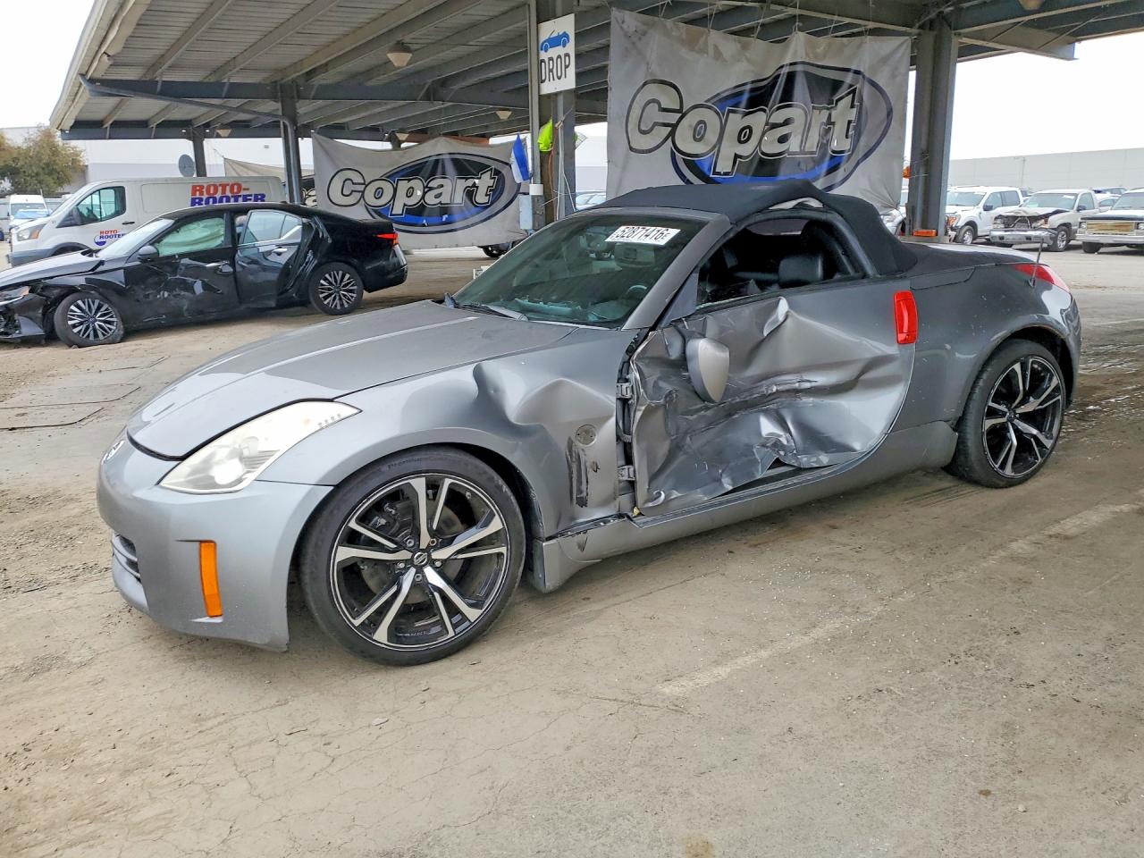 2006 NISSAN 350Z