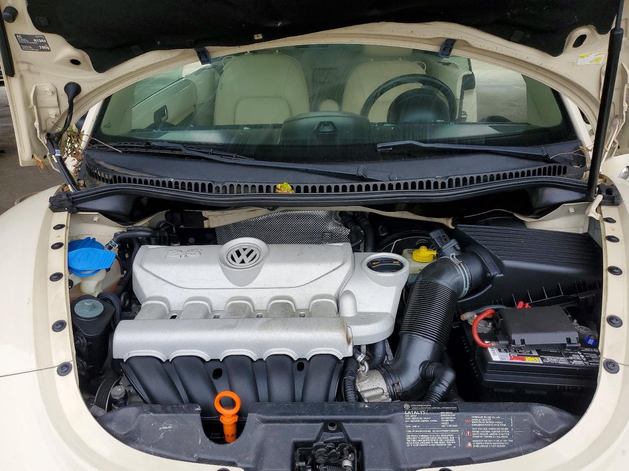 2008 VOLKSWAGEN BEETLE