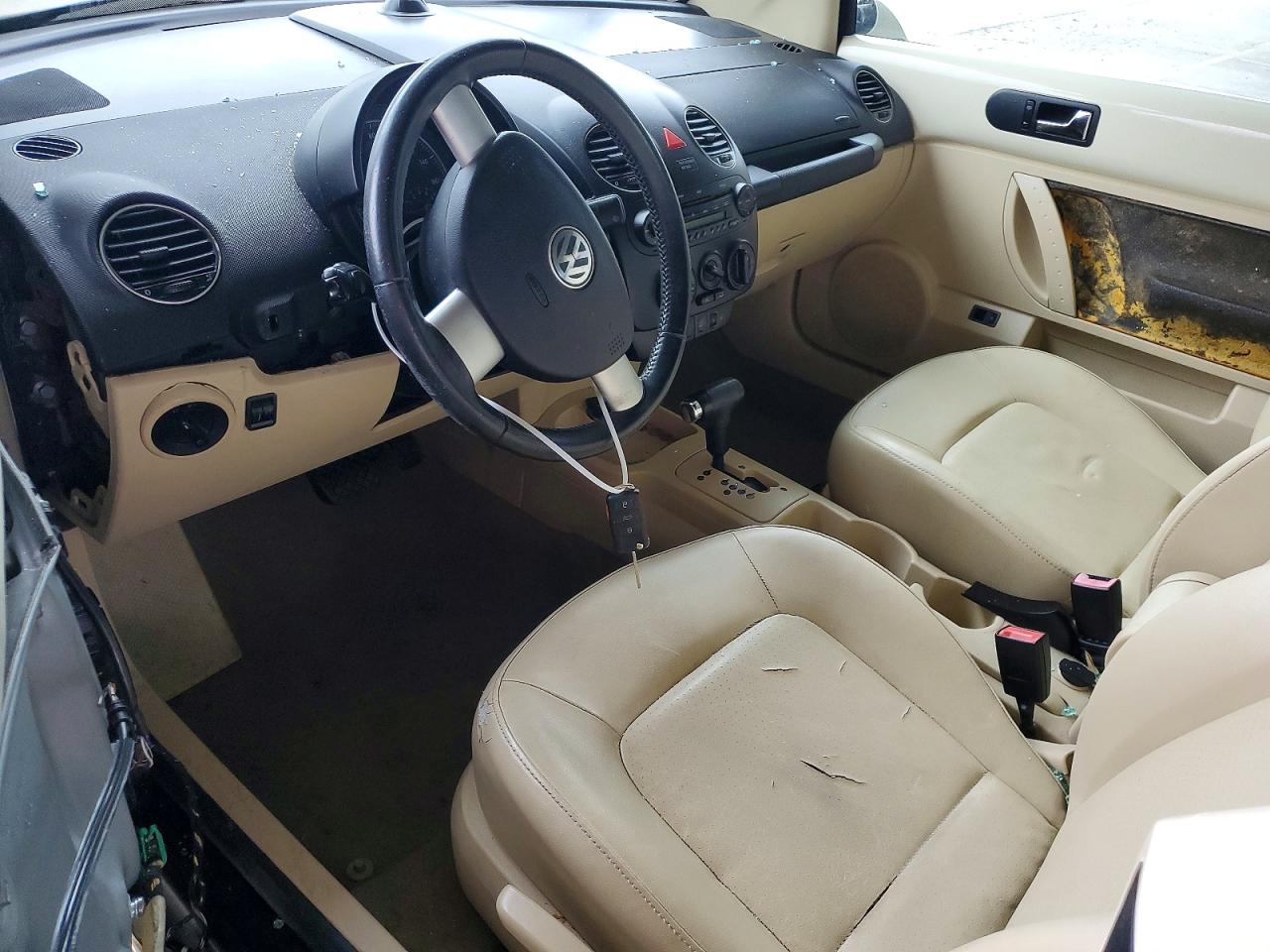 2008 VOLKSWAGEN BEETLE