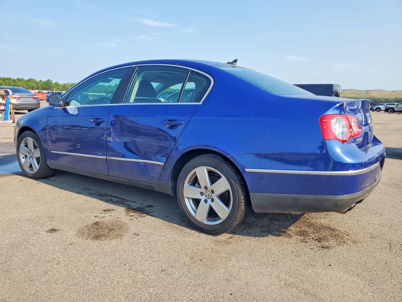 2009 VOLKSWAGEN PASSAT