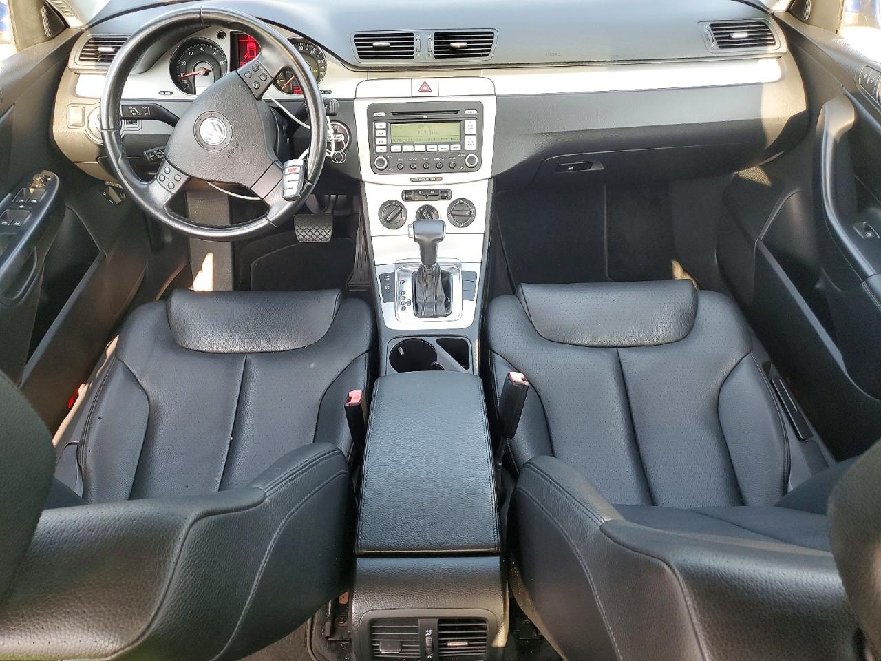 2009 VOLKSWAGEN PASSAT