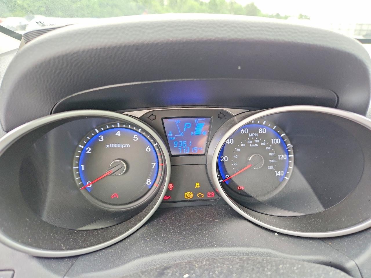 2012 HYUNDAI TUCSON