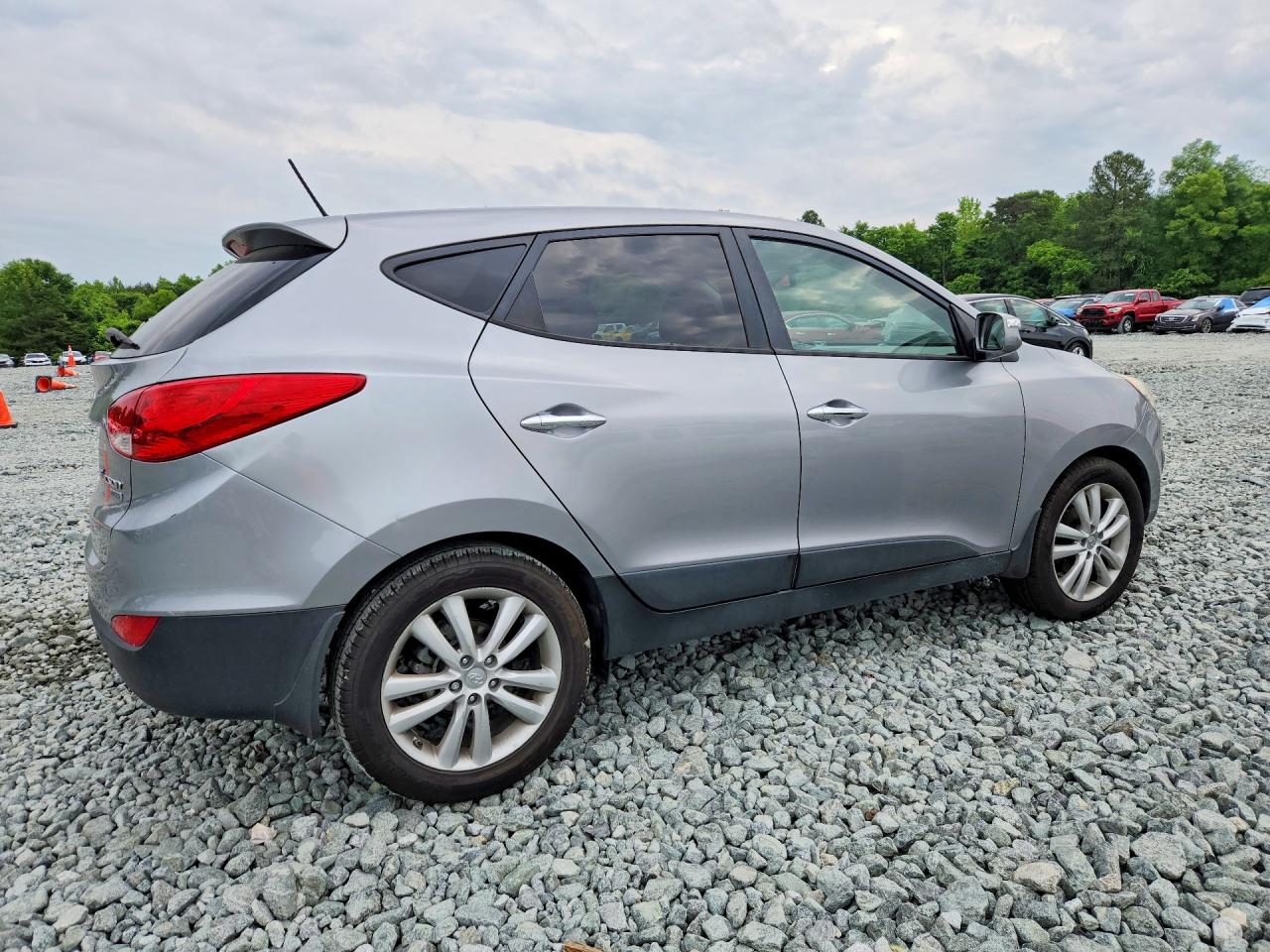 2012 HYUNDAI TUCSON