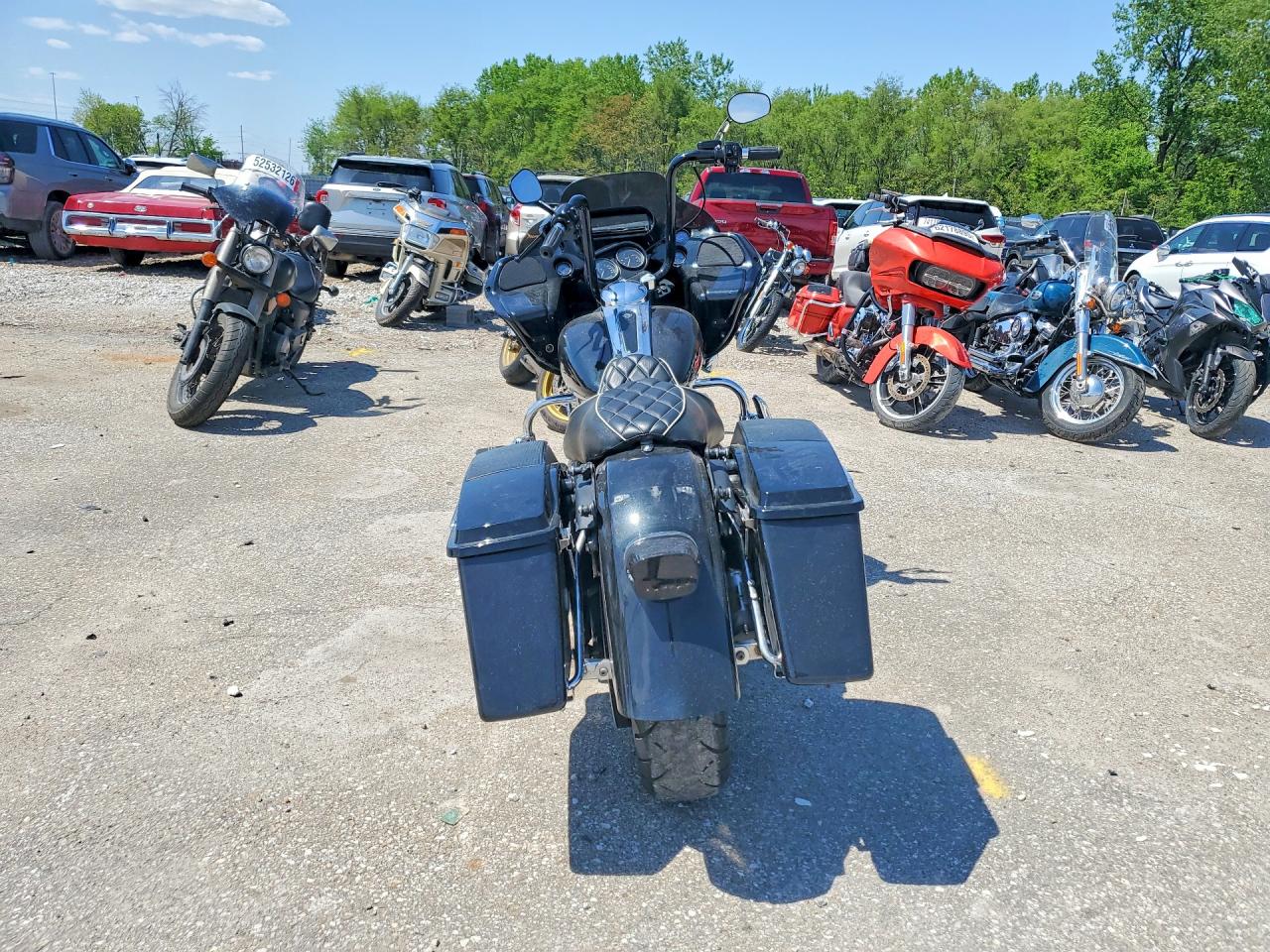 2013 HARLEY-DAVIDSON FL
