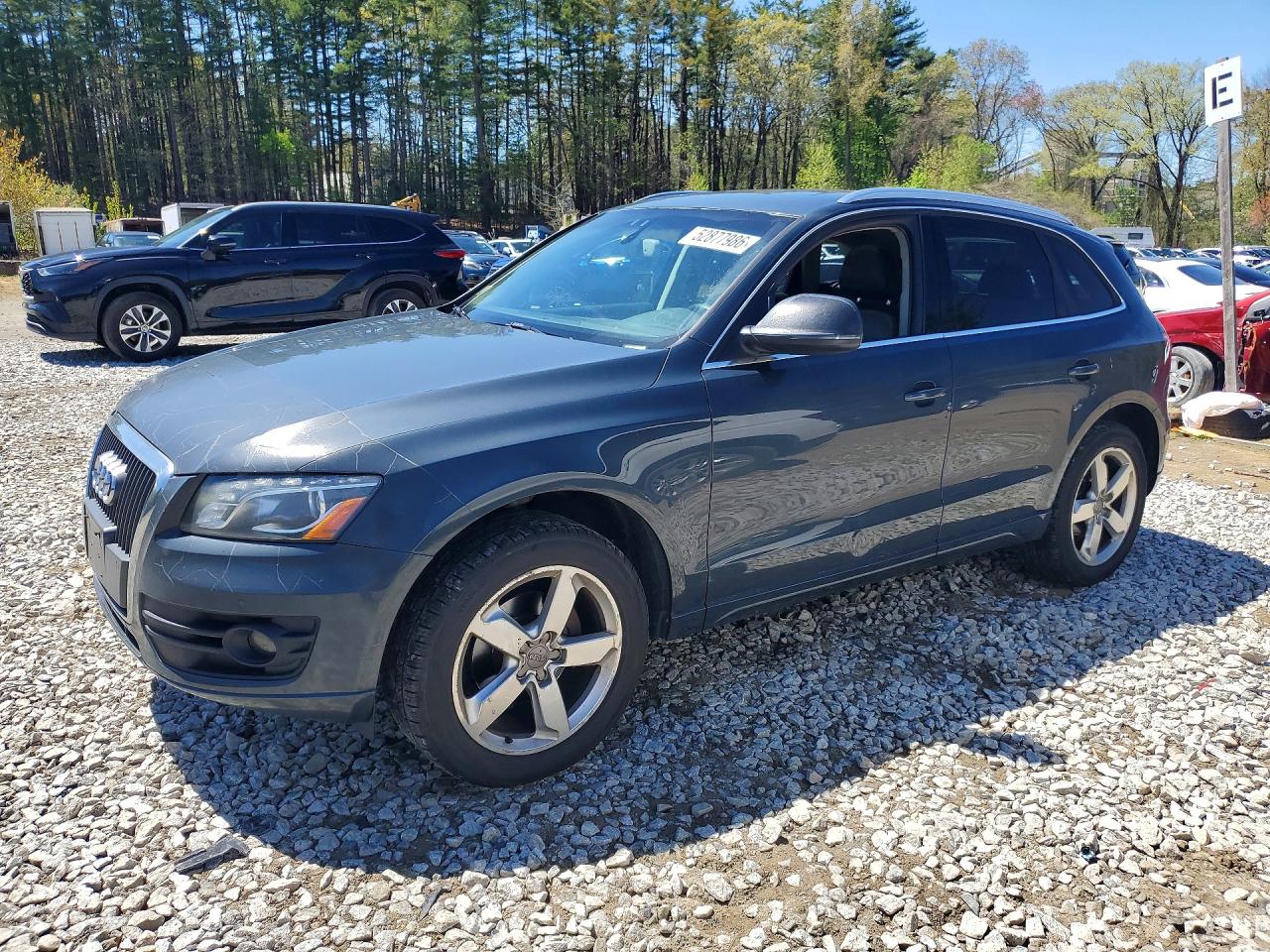 2011 AUDI Q5
