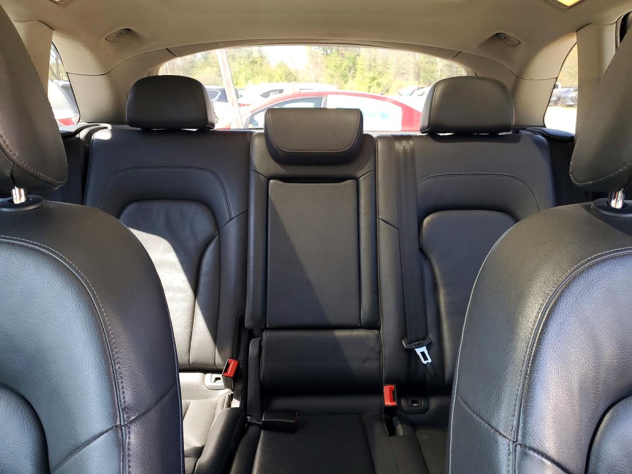 2011 AUDI Q5