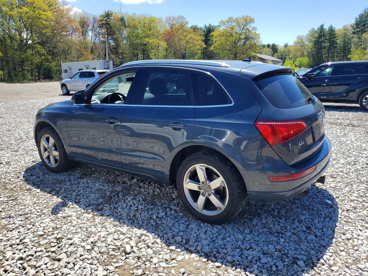 2011 AUDI Q5