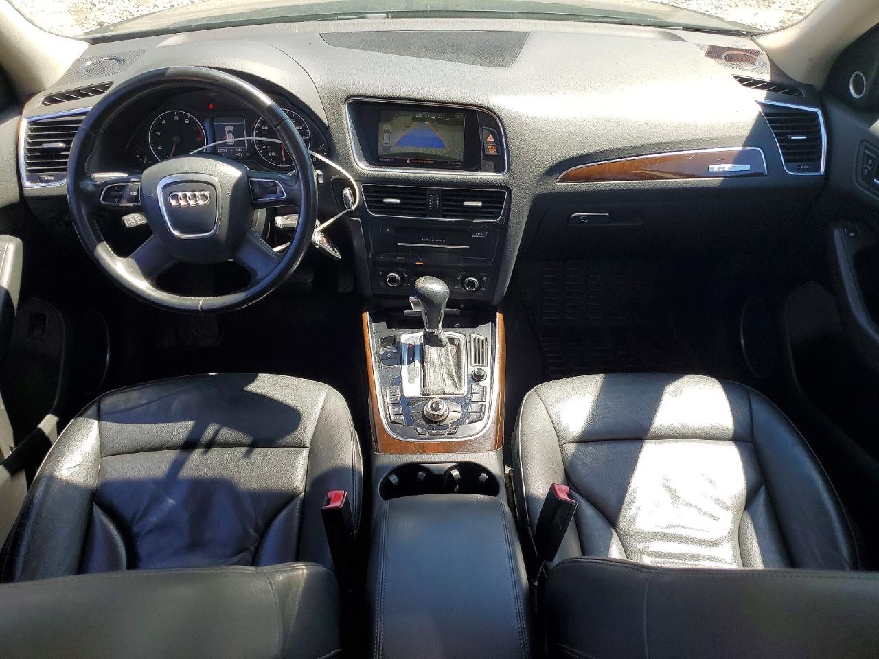 2011 AUDI Q5