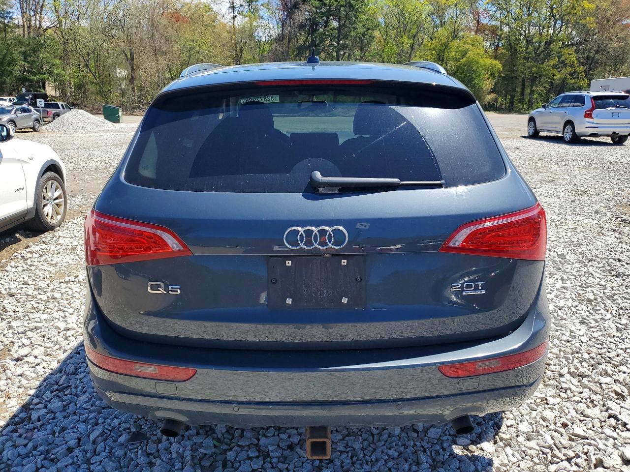 2011 AUDI Q5