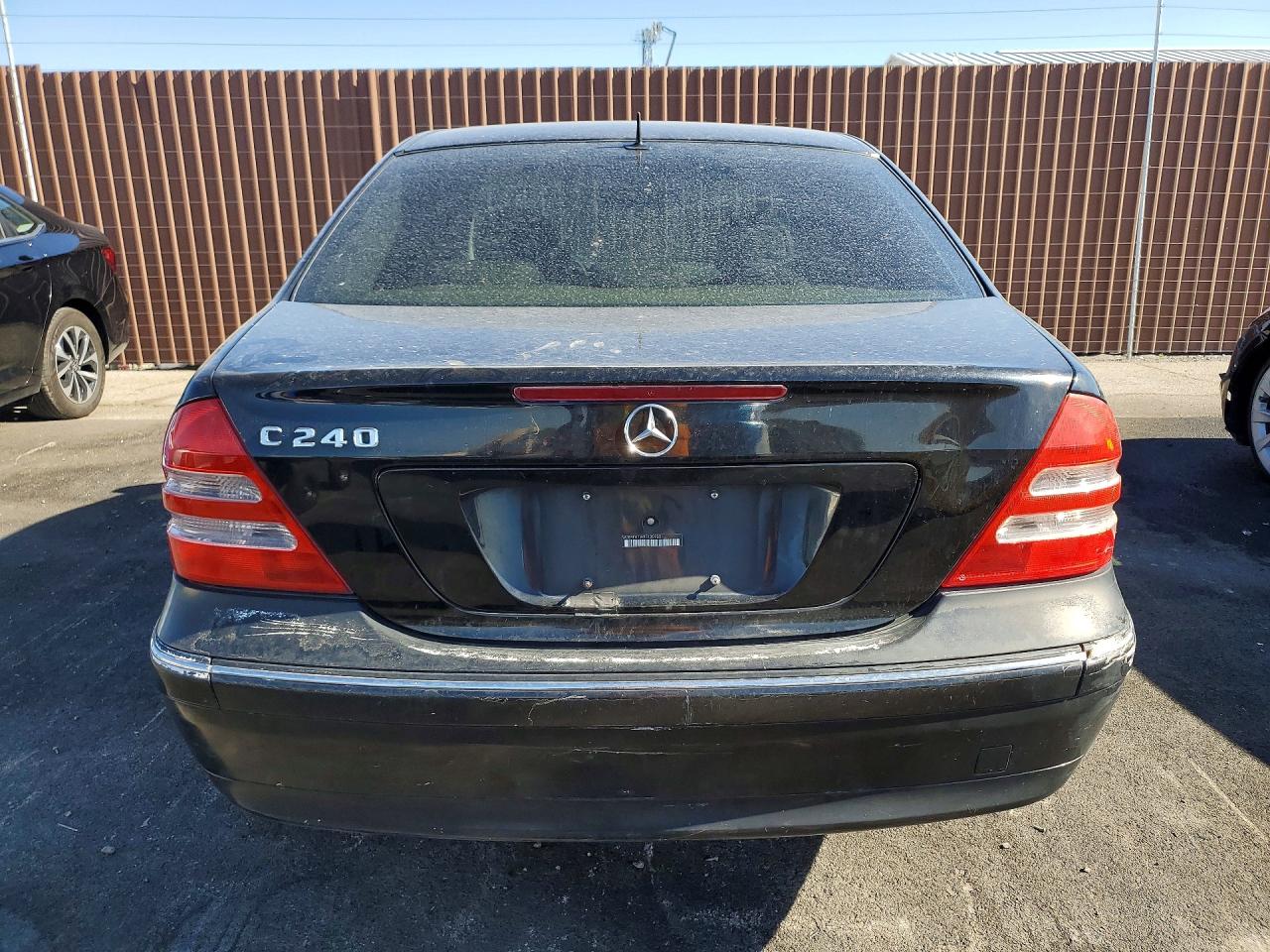 2002 MERCEDES-BENZ C 240