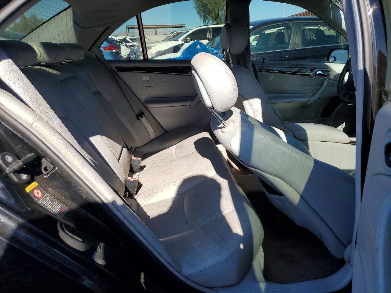 2002 MERCEDES-BENZ C 240