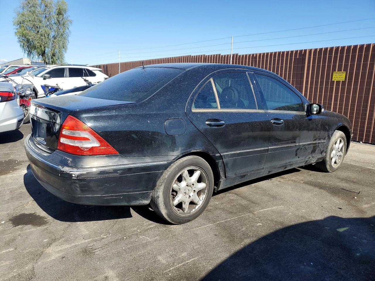 2002 MERCEDES-BENZ C 240