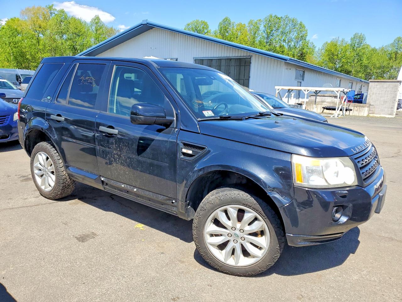 2011 LAND ROVER LR2