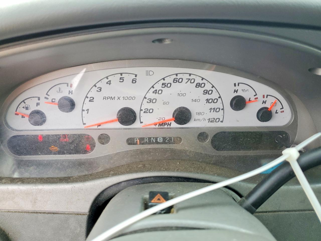 2004 FORD EXPLORER