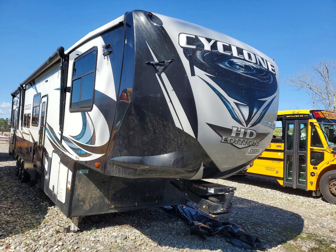 2018 CYLN TRAVEL TRA
