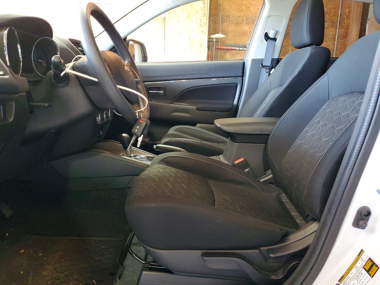 2024 MITSUBISHI OUTLANDER