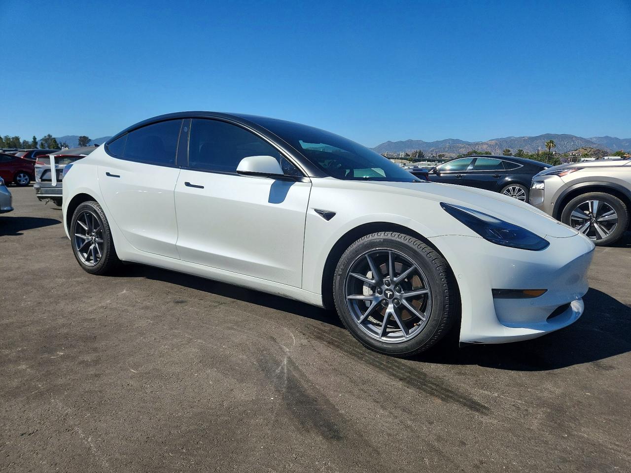 2021 TESLA MODEL 3