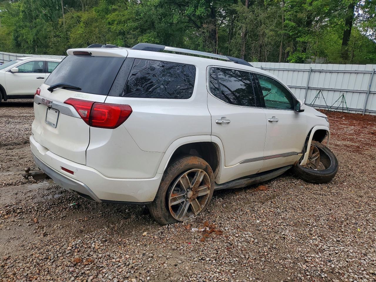 2019 GMC ACADIA DEN