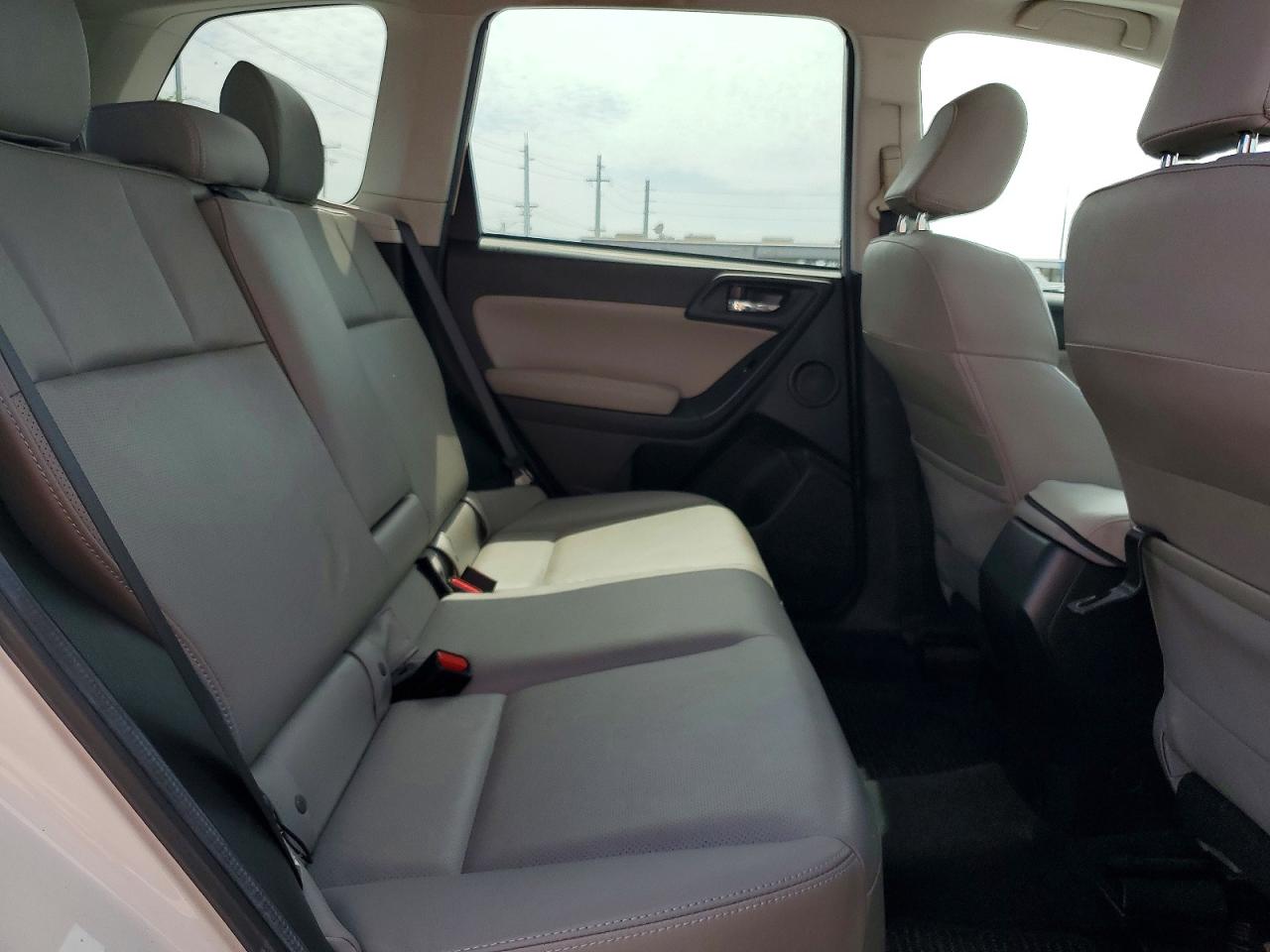 2015 SUBARU FORESTER