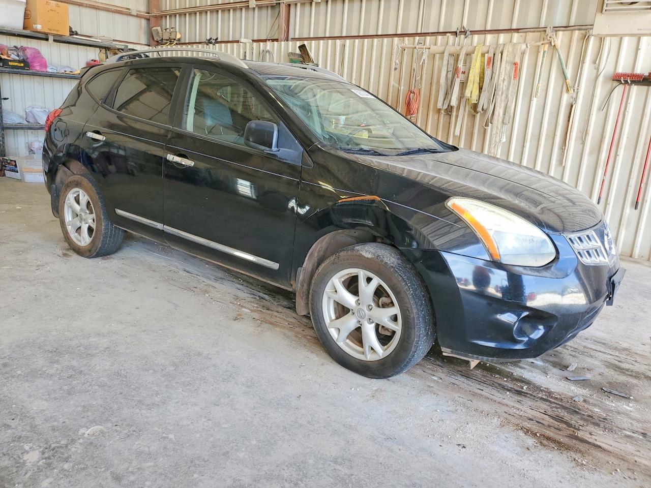 2011 NISSAN ROGUE