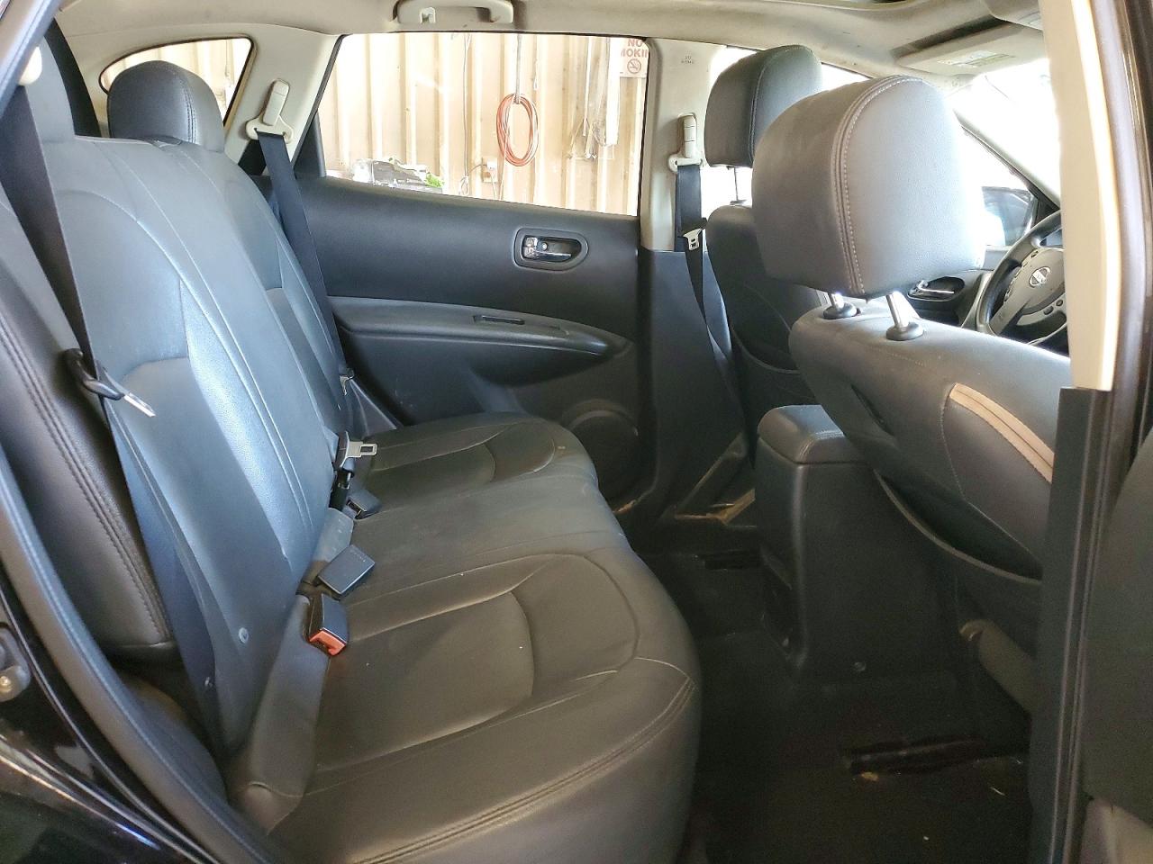 2011 NISSAN ROGUE