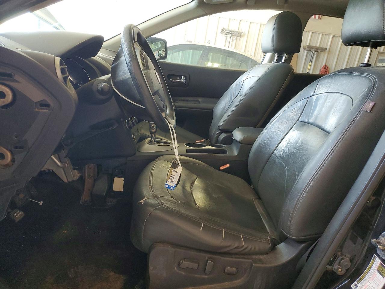 2011 NISSAN ROGUE