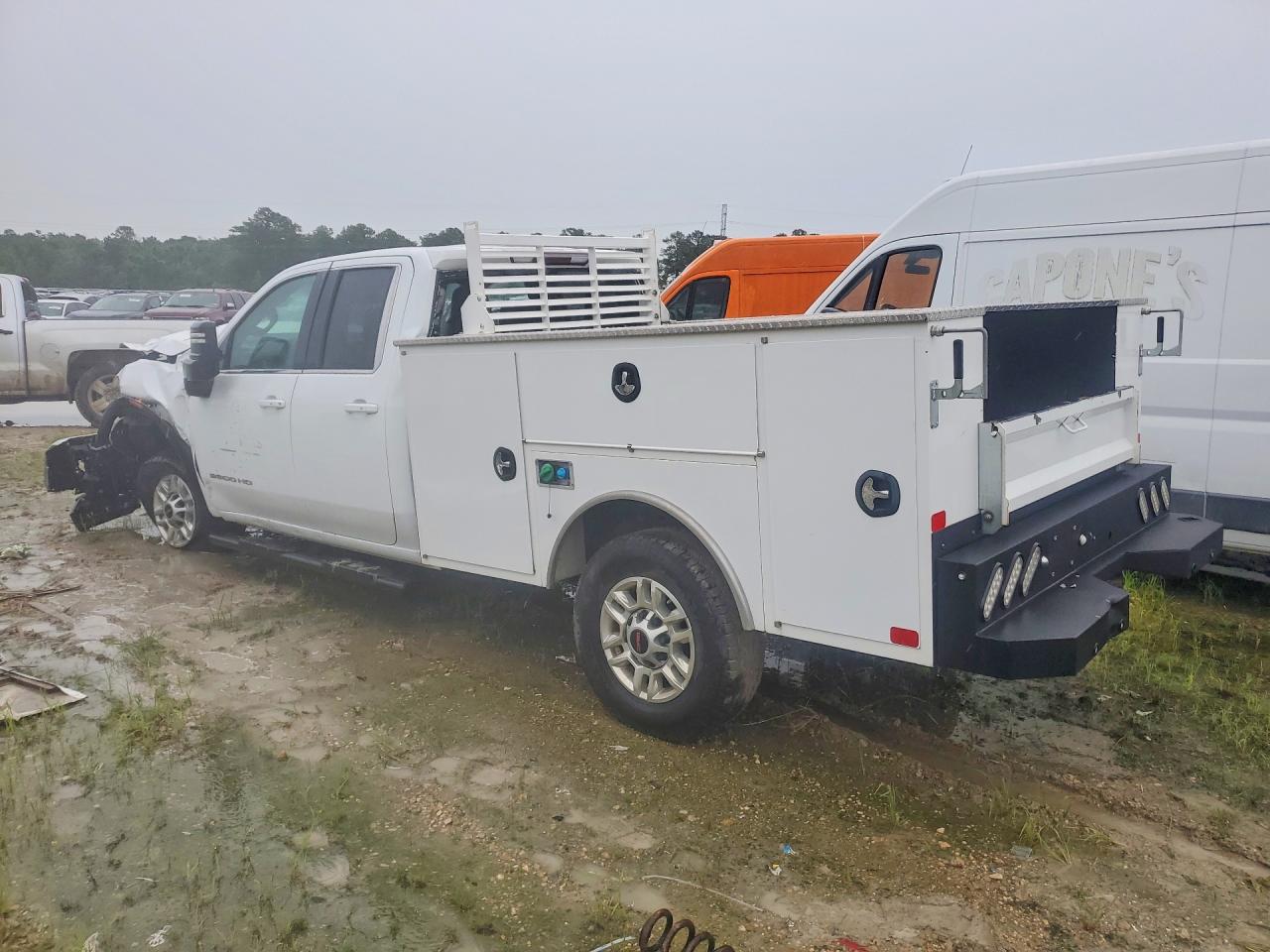 2023 GMC SIERRA