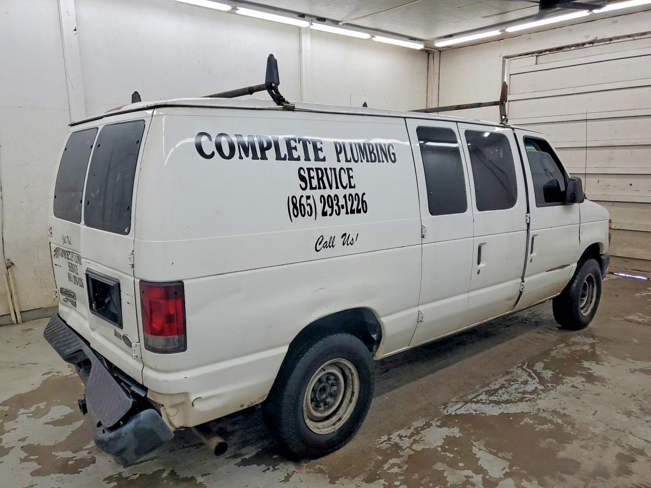 2011 FORD ECONOLINE