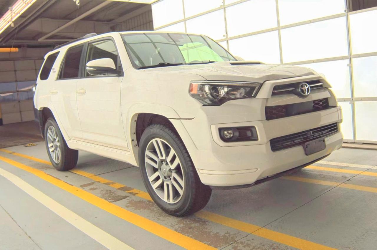 2022 TOYOTA 4RUNNER