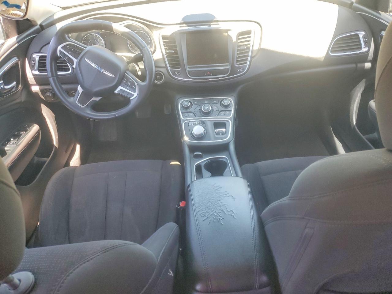 2016 CHRYSLER 200