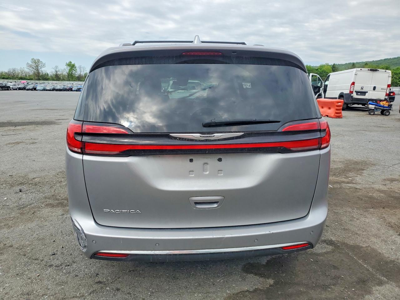 2021 CHRYSLER PACIFICA