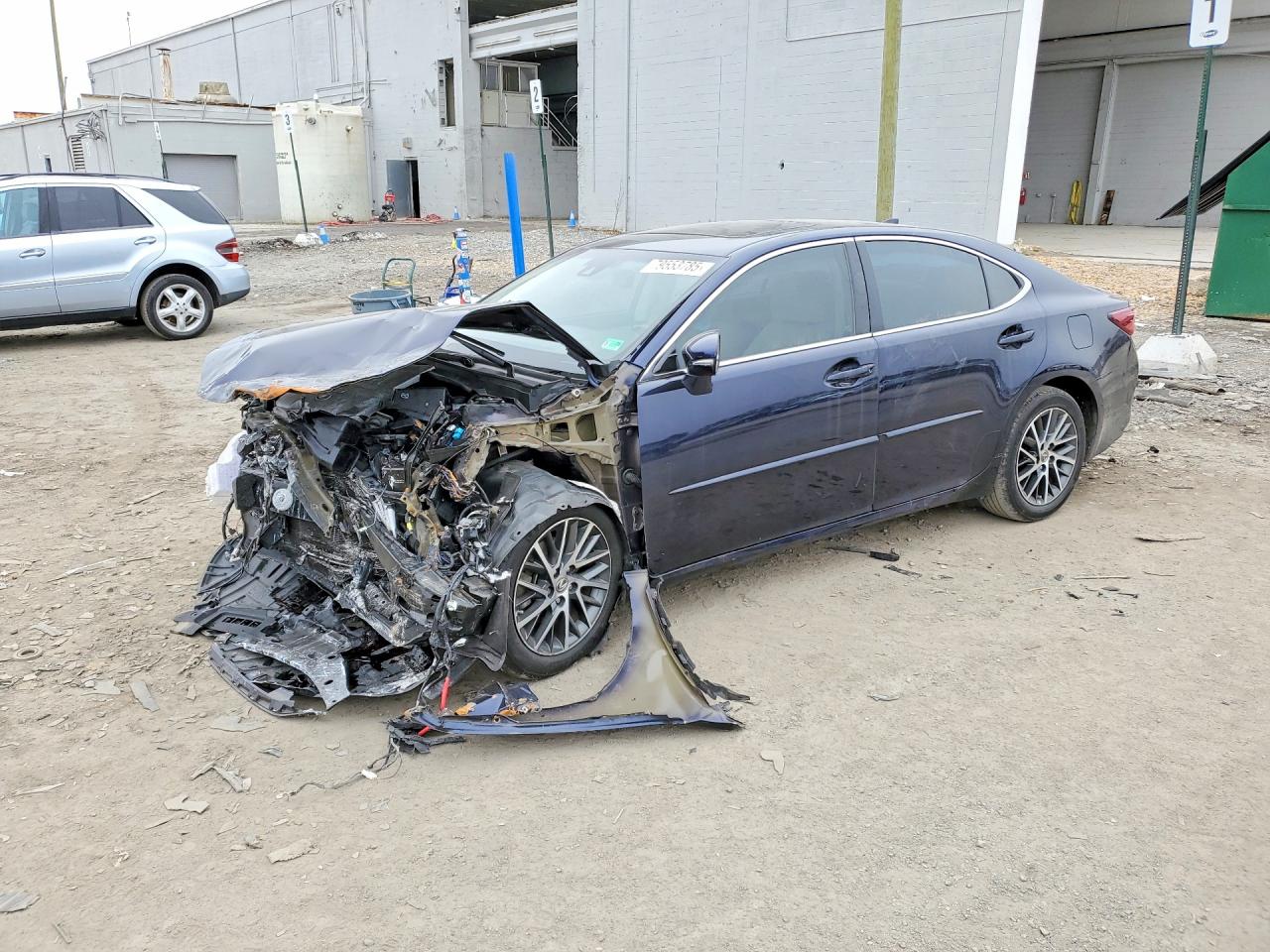 2017 LEXUS ES350