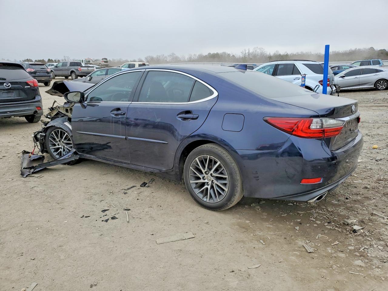 2017 LEXUS ES350