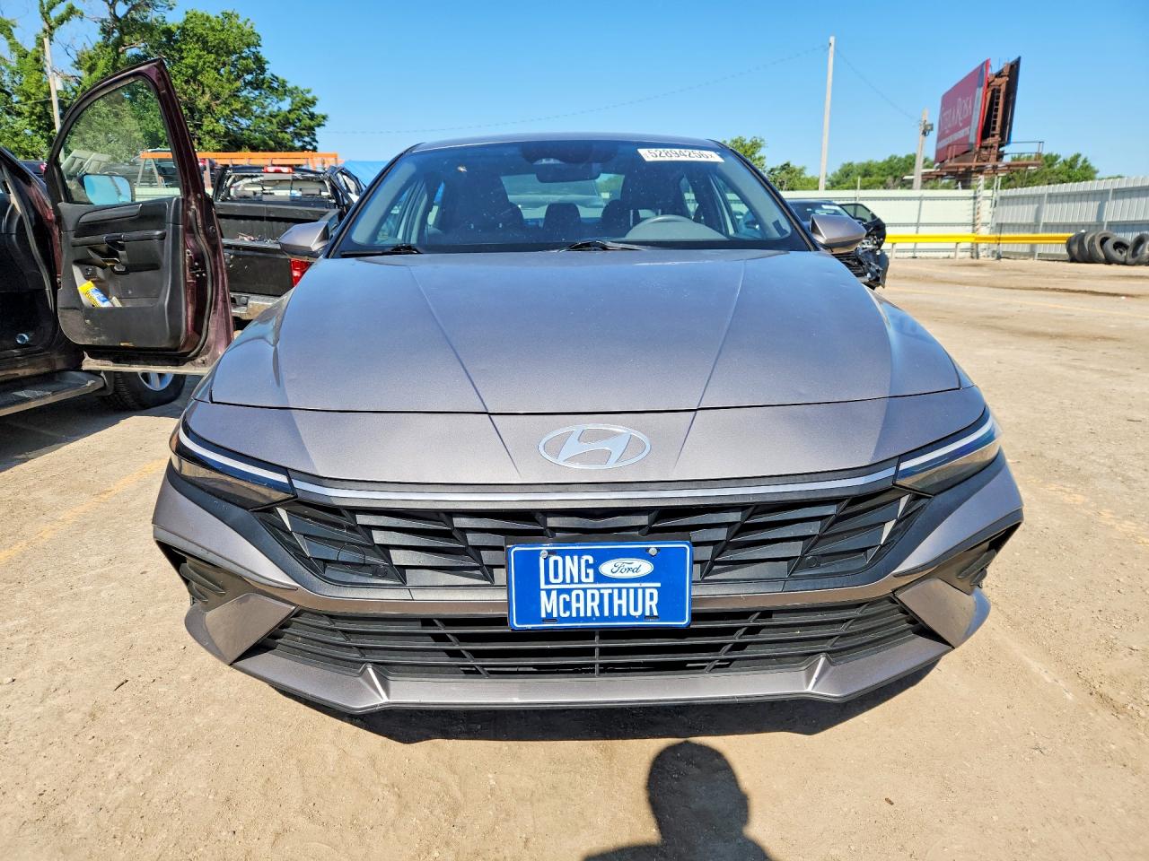 2024 HYUNDAI ELANTRA