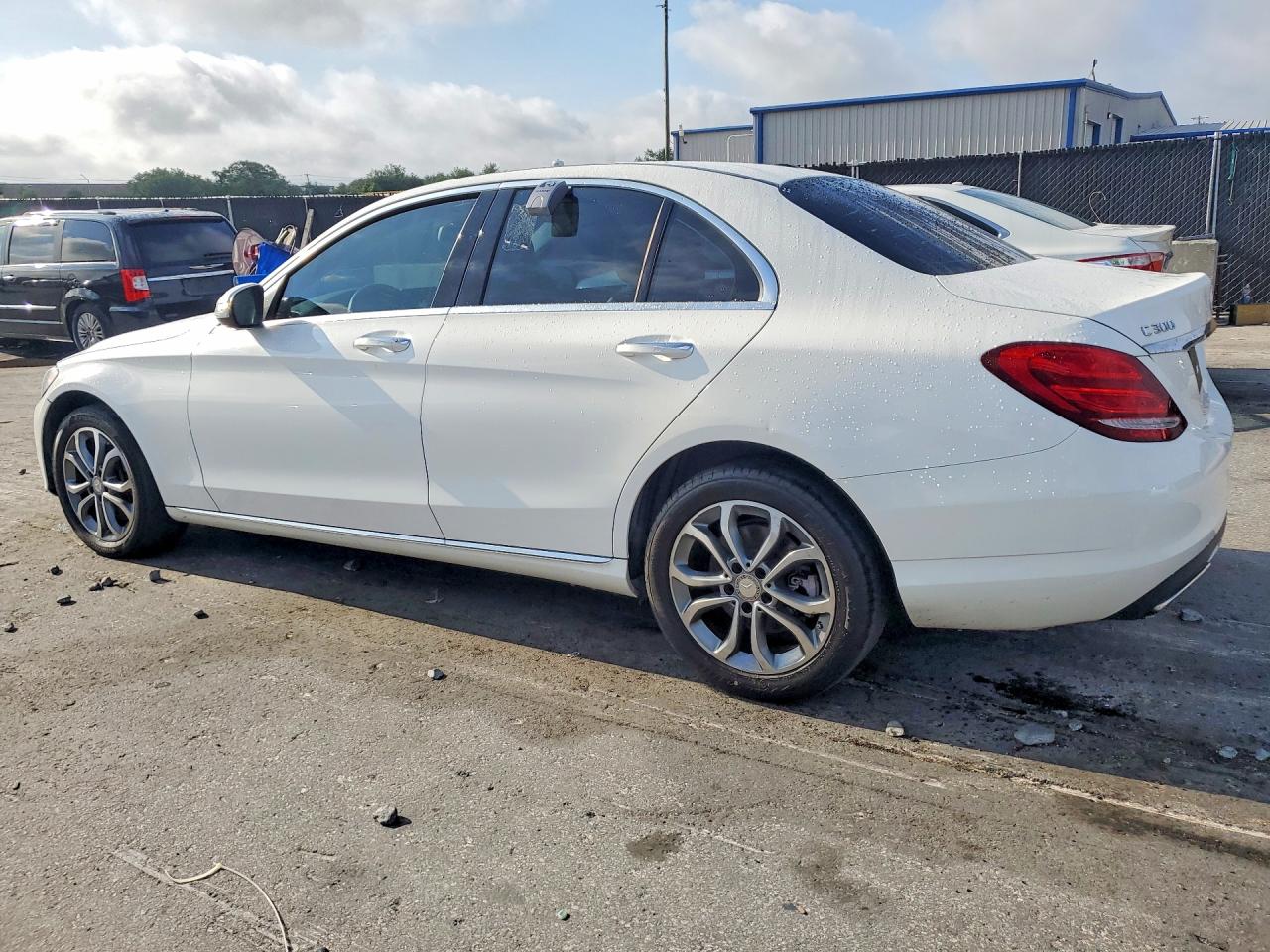 2015 MERCEDES-BENZ C-CLASS