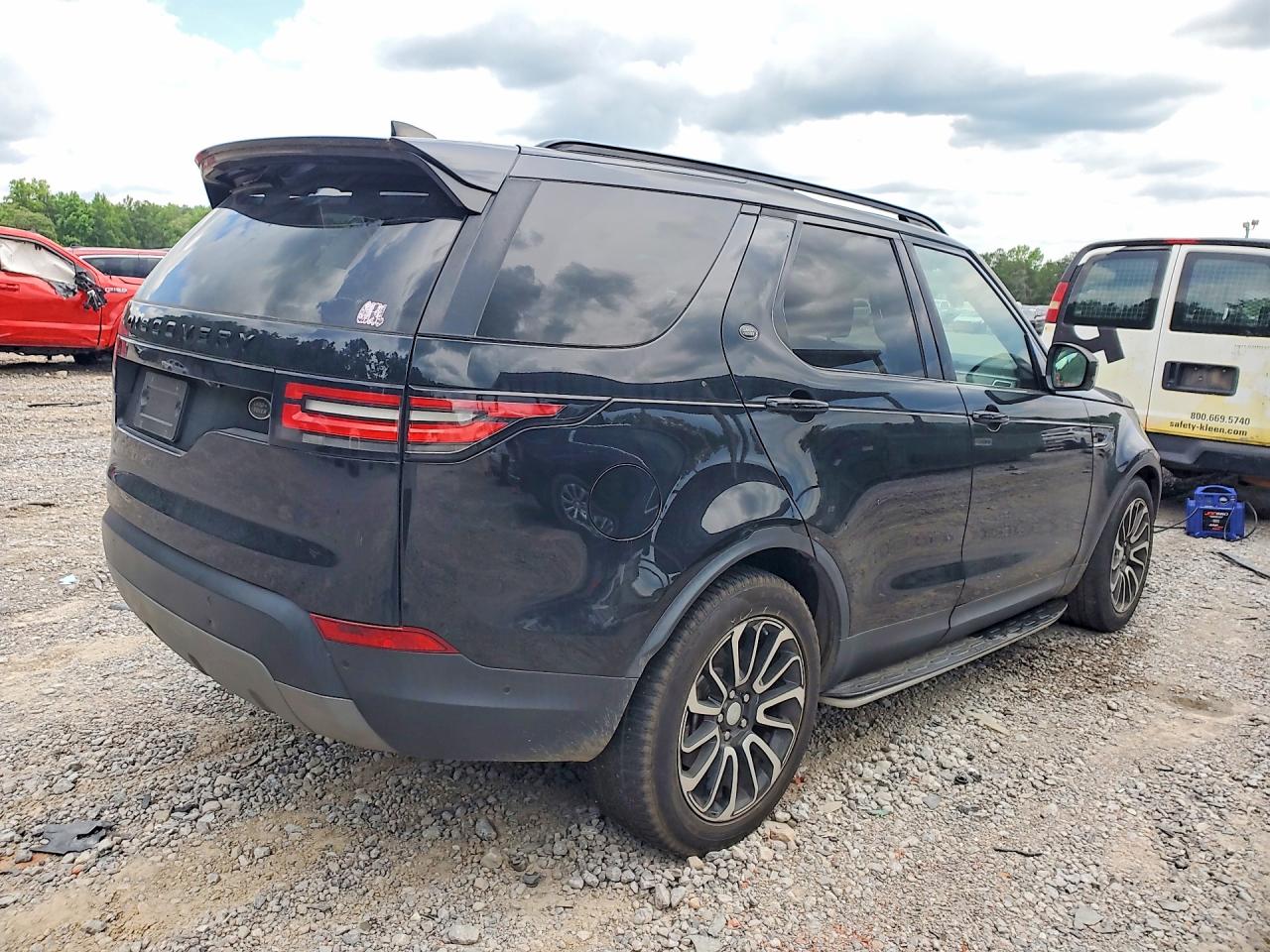 2017 LAND ROVER DISCOVERY