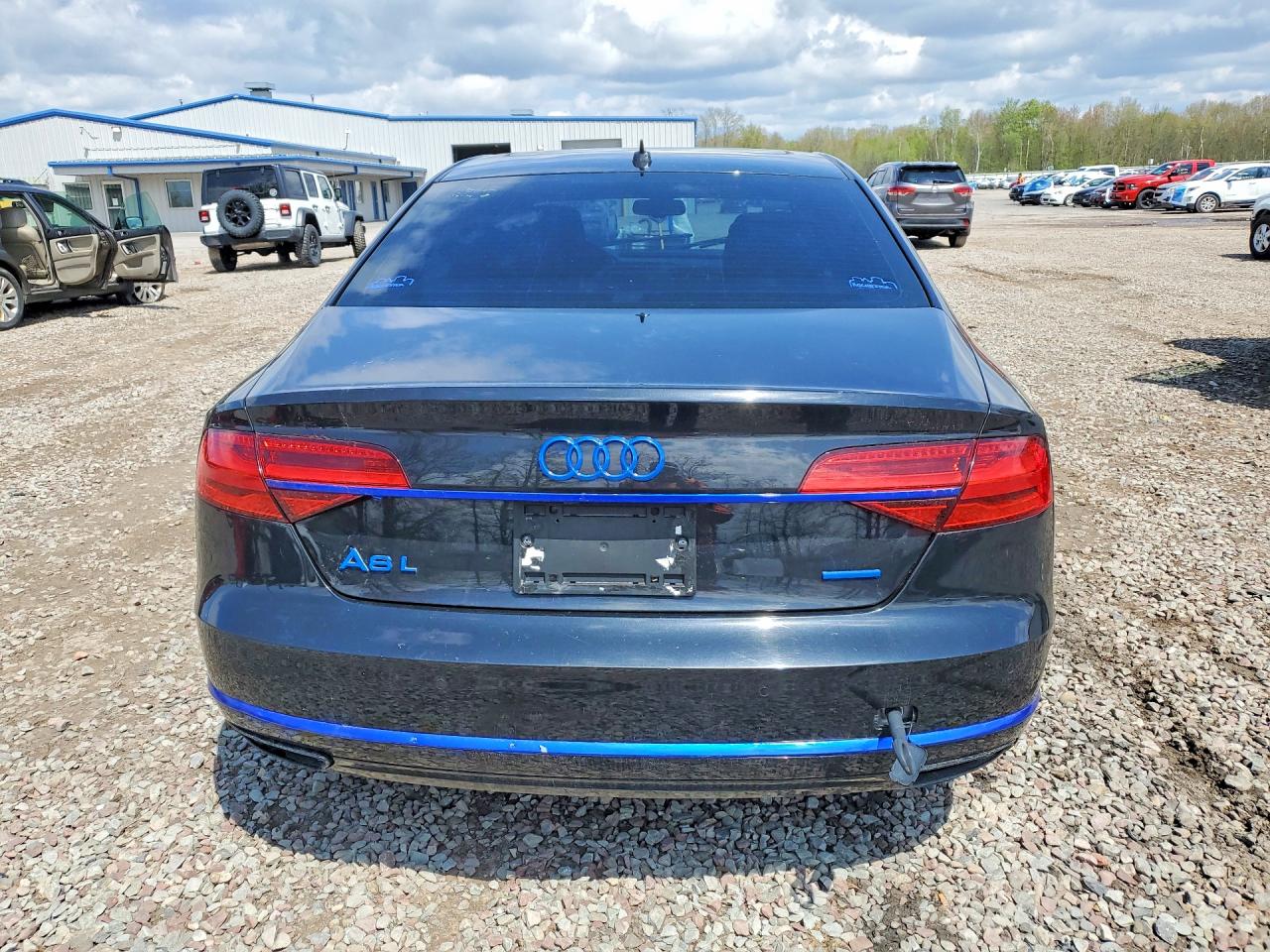 2015 AUDI A8