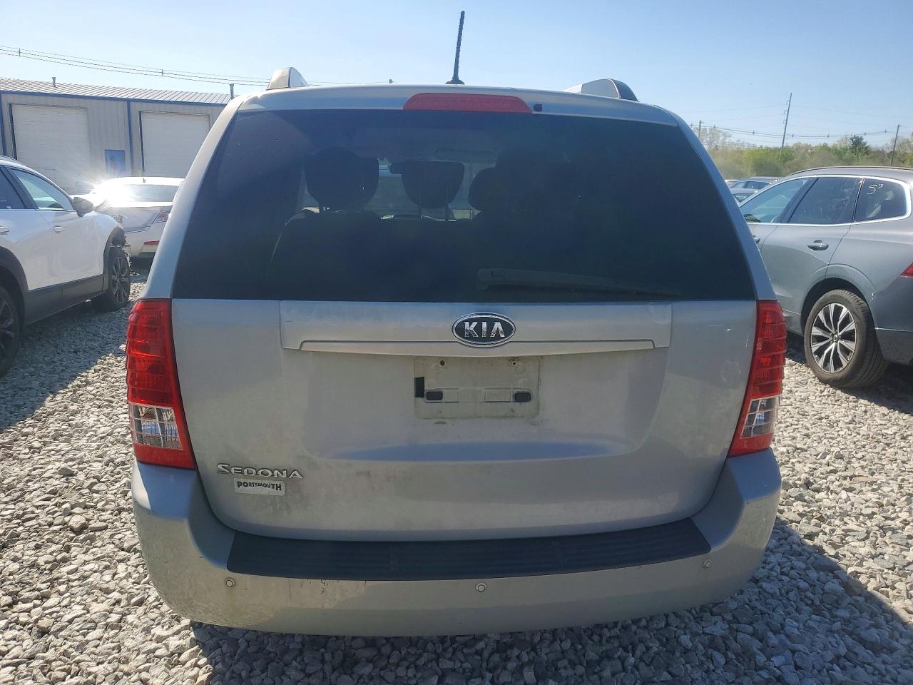 2012 KIA SEDONA