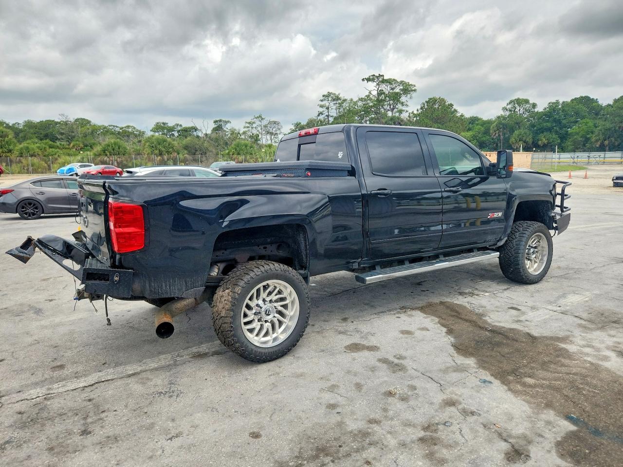 2017 CHEVROLET SILVERADO