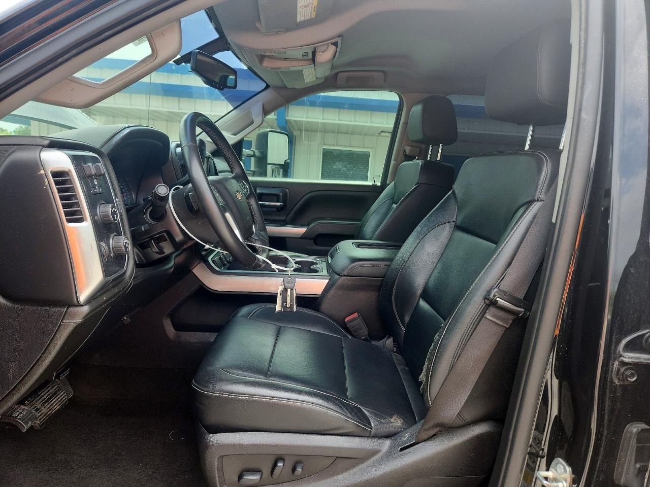 2017 CHEVROLET SILVERADO