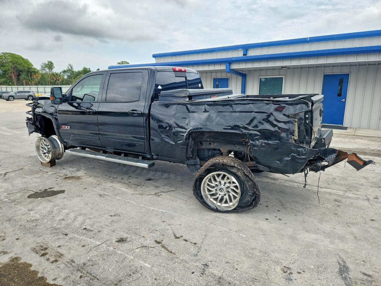 2017 CHEVROLET SILVERADO