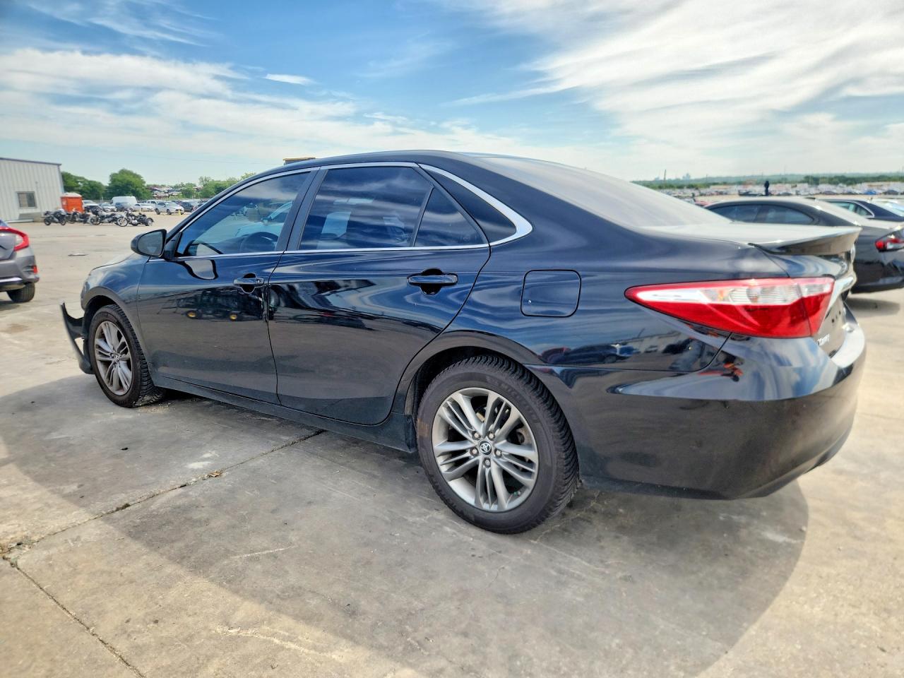 2017 TOYOTA CAMRY