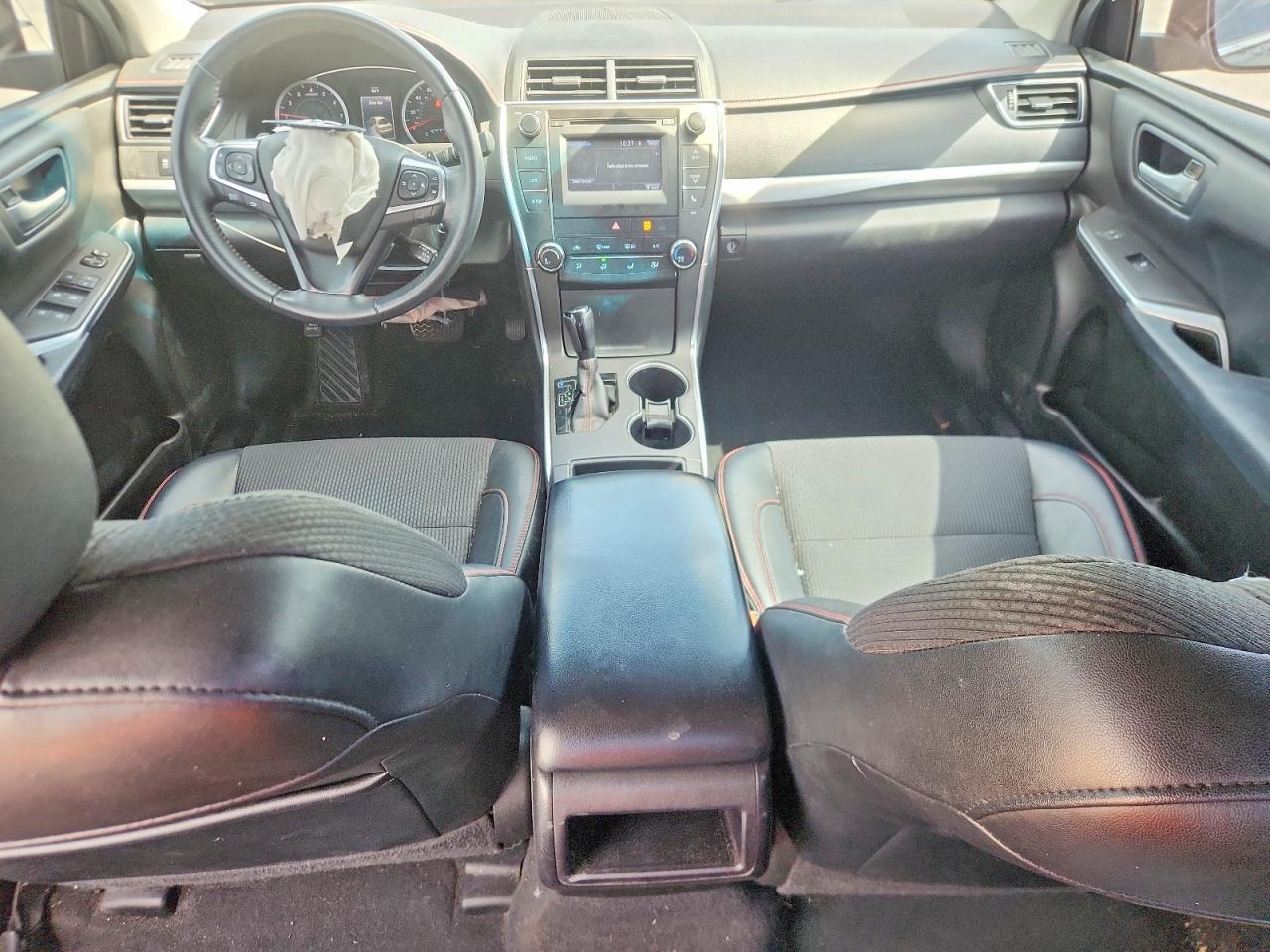 2017 TOYOTA CAMRY