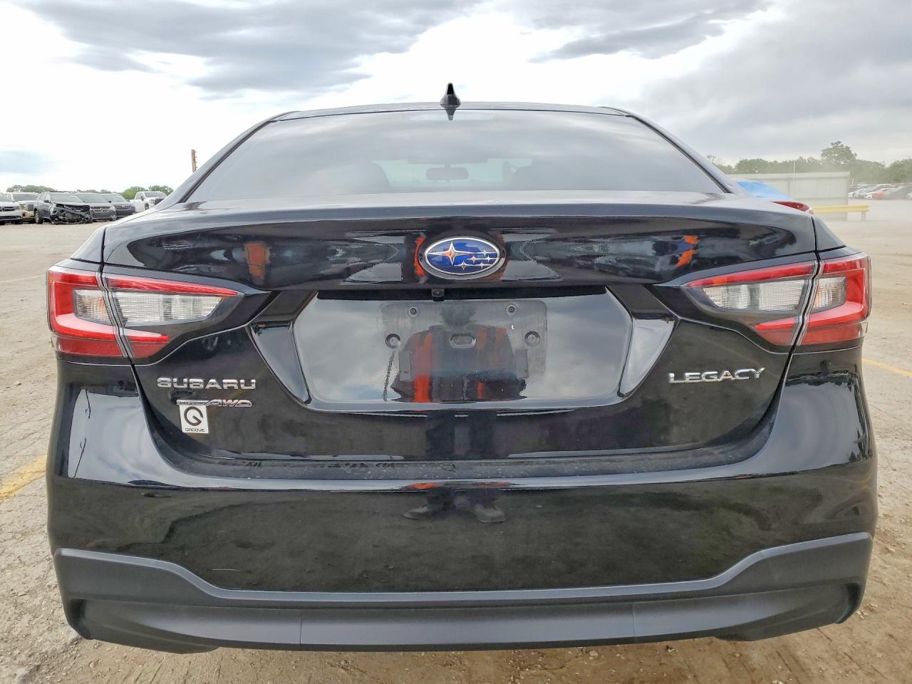 2024 SUBARU LEGACY
